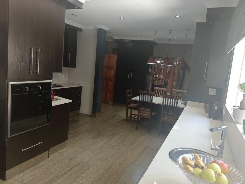 6 Bedroom Property for Sale in Sasolburg Free State